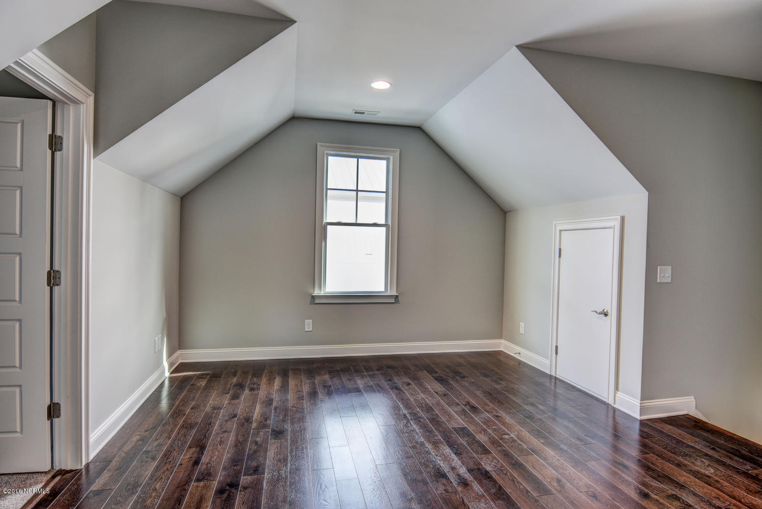 321 Gregory Road Wilmington, NC 28405 - Photo 16 of 36 321 Gregory Rd Wilmington NC-large-018-1