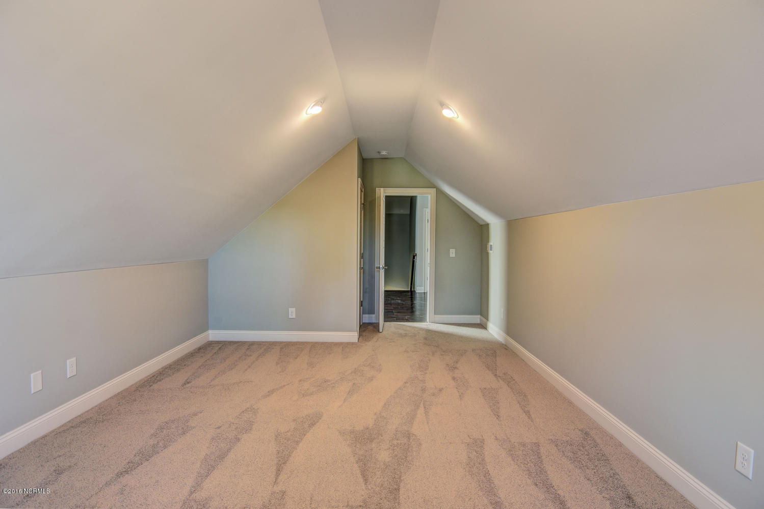 321 Gregory Road Wilmington, NC 28405 - Photo 25 of 36 321 Gregory Rd Wilmington NC-large-027-2