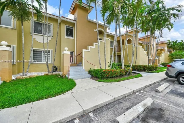 $345,000 | 7930 Northwest 7th Street, Unit 201, Pembroke Pines, FL 33024