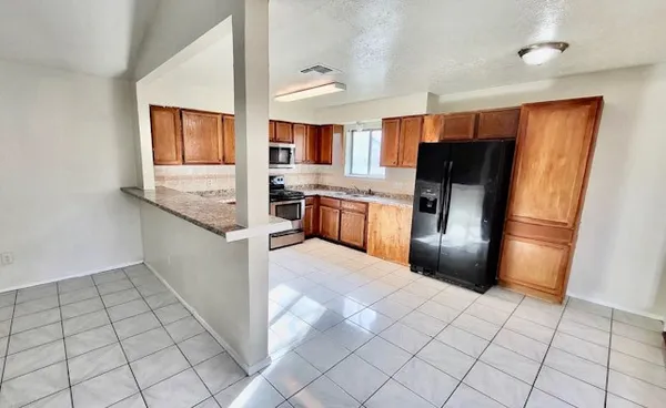 $1,675 | 1546 Daisey Bell Lane, Houston, TX 77067
