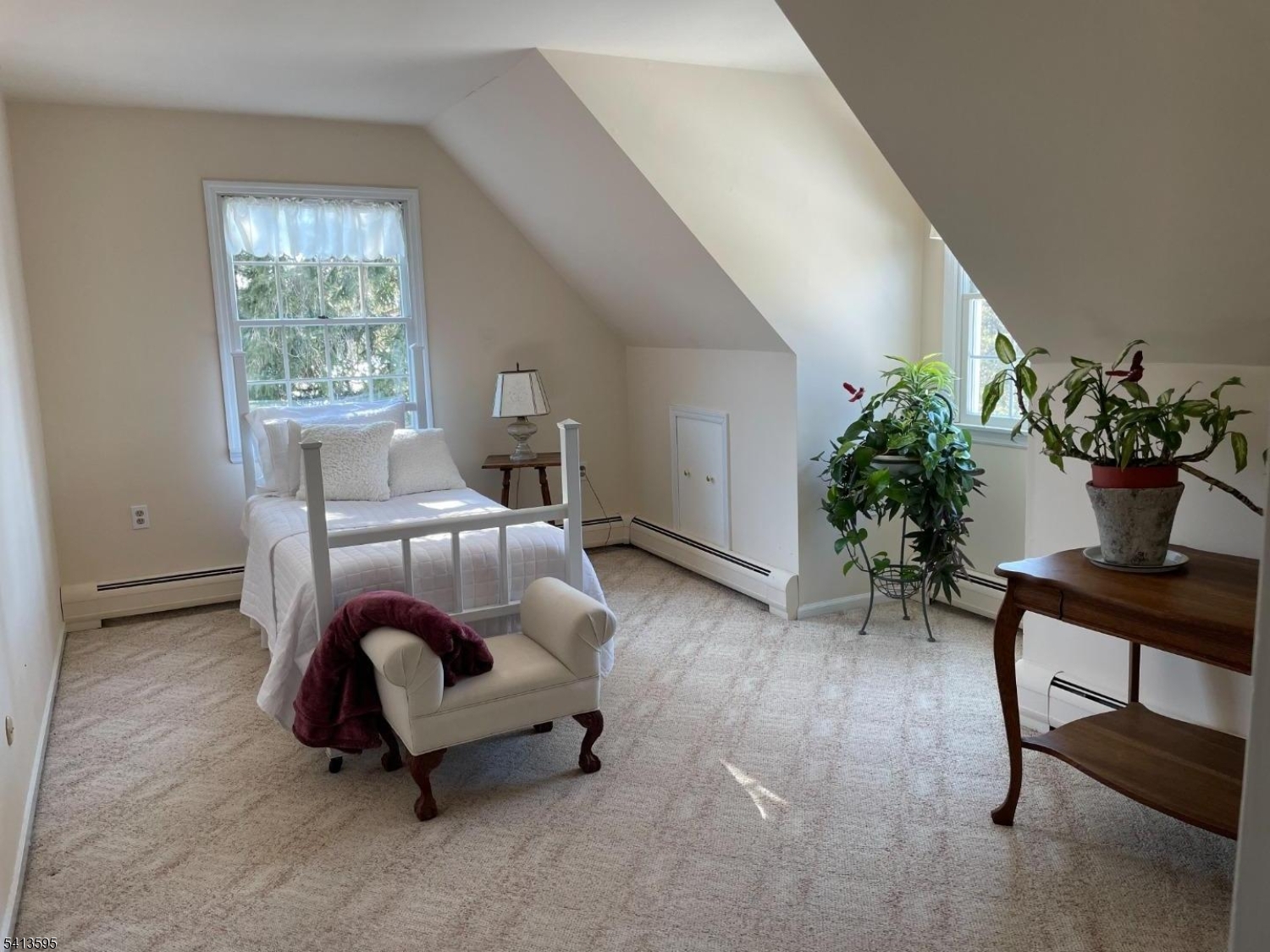 938 Potters Road Newton, NJ 07860 - Photo 17 of 26 a living room with furniture