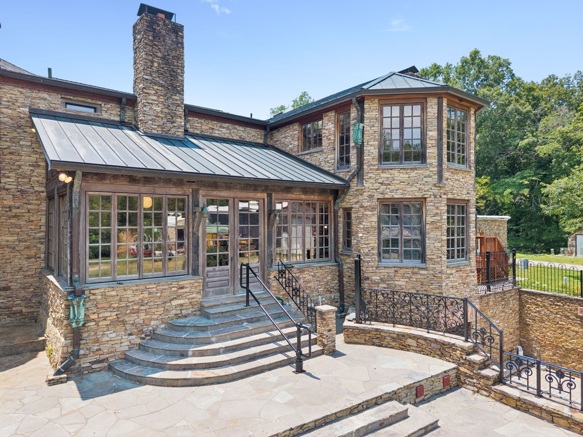 1374 Peter Pond Road Ashland City, TN 37015 - Photo 29 of 94 a front view of a house with sitting area
