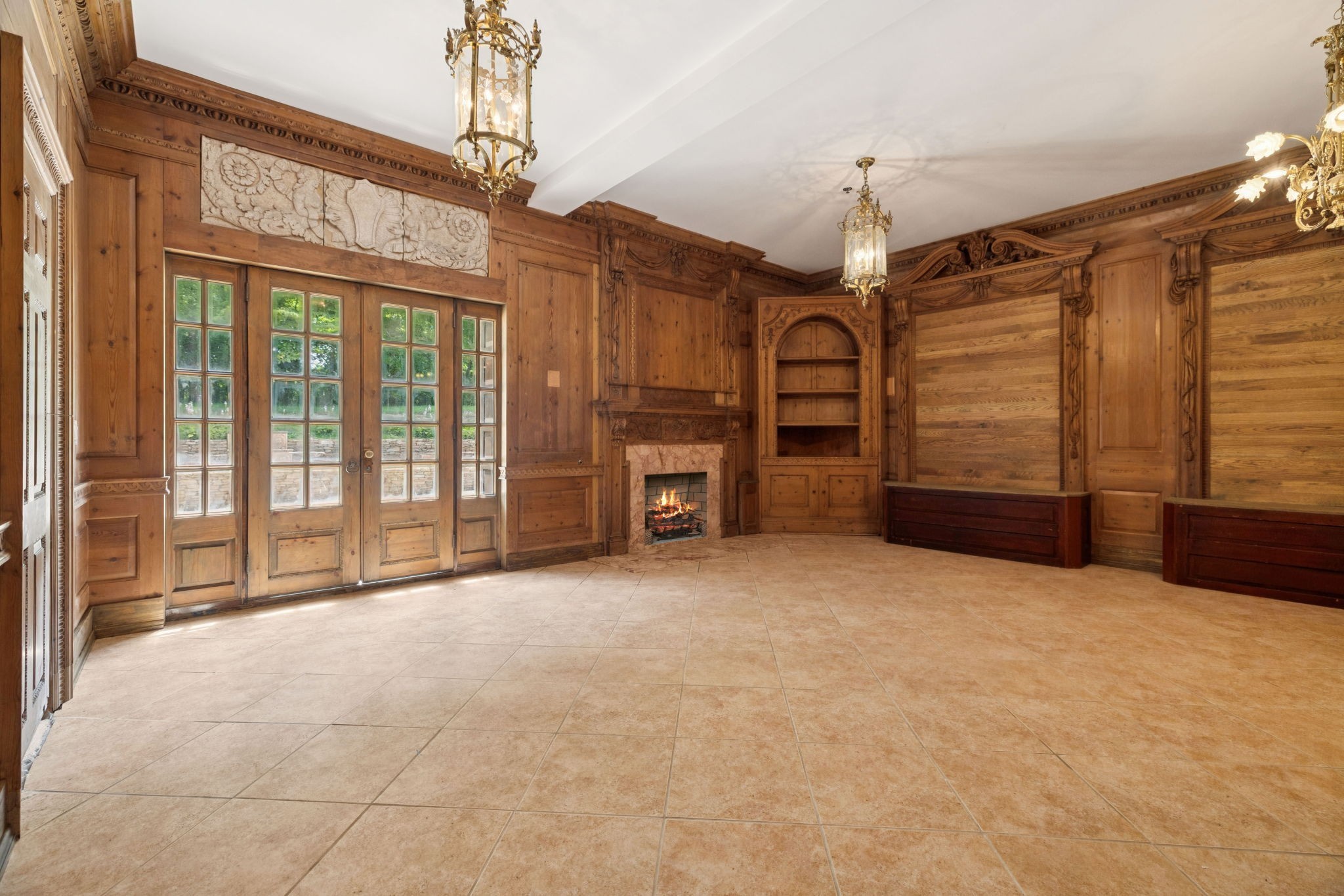 1374 Peter Pond Road Ashland City, TN 37015 - Photo 49 of 94 a view of a room with furniture and a ceiling fan