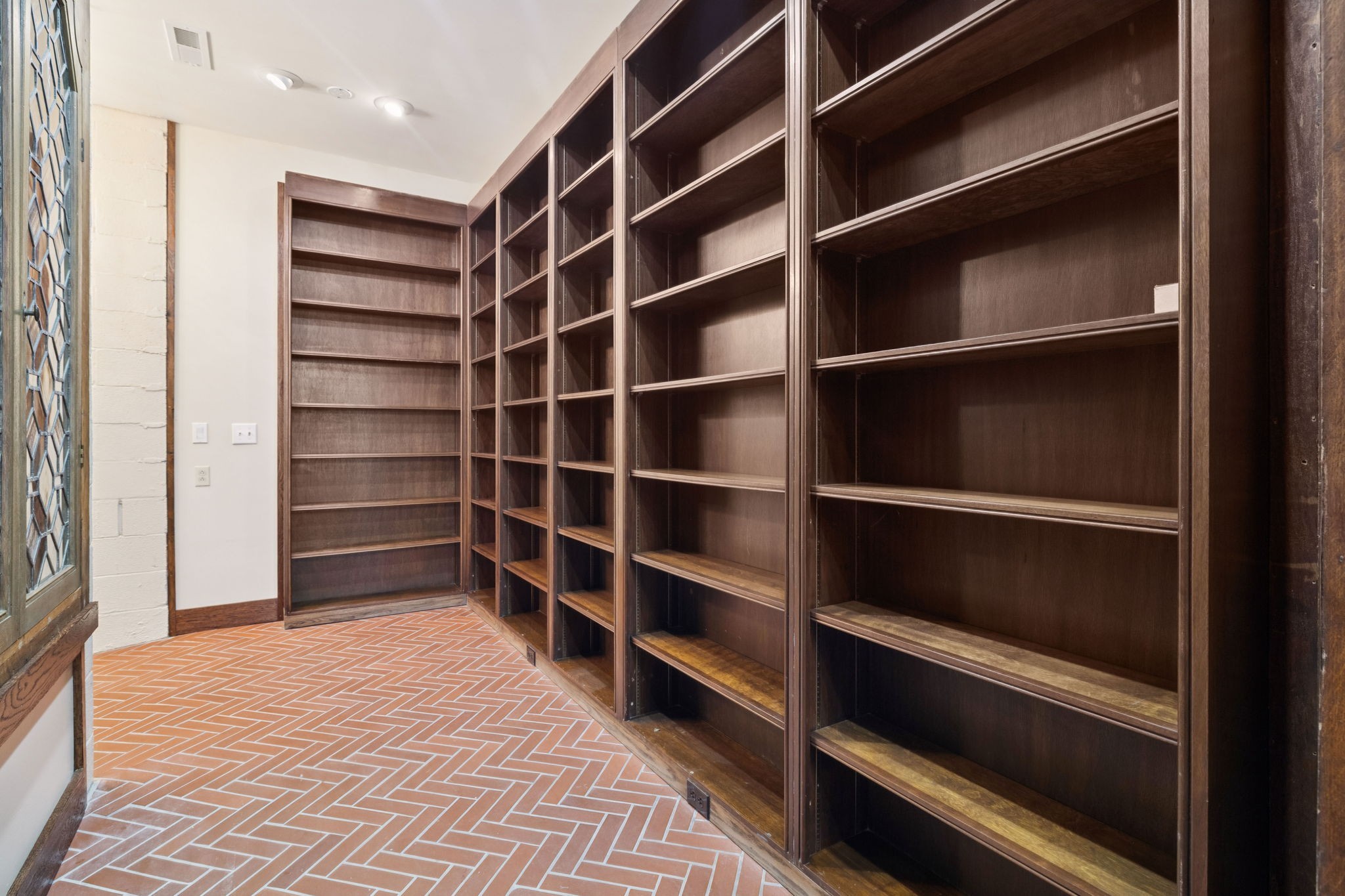 1374 Peter Pond Road Ashland City, TN 37015 - Photo 63 of 94 a view of walk in closet with empty racks