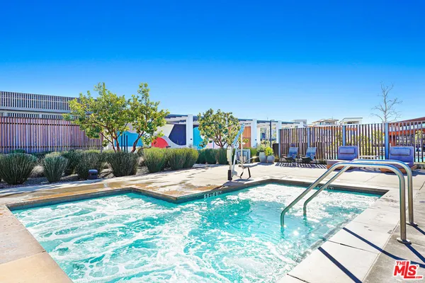 $679,000 | 27566 Manzanita Way, Valencia, CA 91381