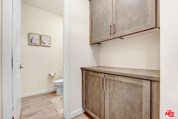 $679,000 | 27566 Manzanita Way, Valencia, CA 91381