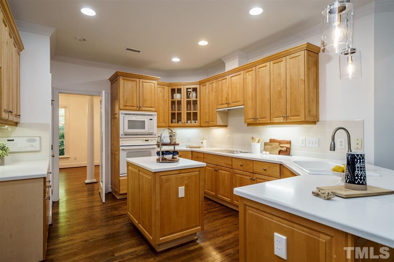 4517 Touchstone Forest Road Raleigh, NC 27612 - Photo 11 of 30