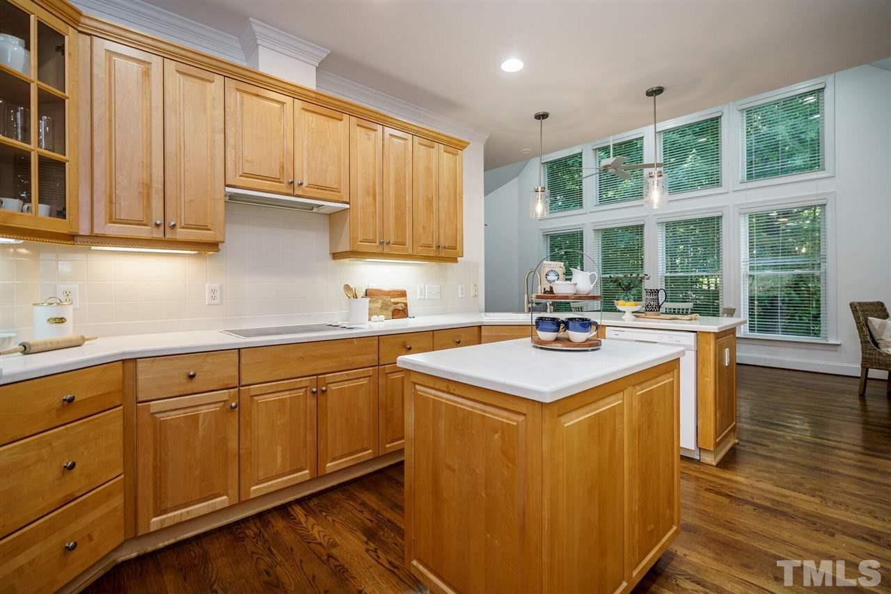 4517 Touchstone Forest Road Raleigh, NC 27612 - Photo 12 of 30