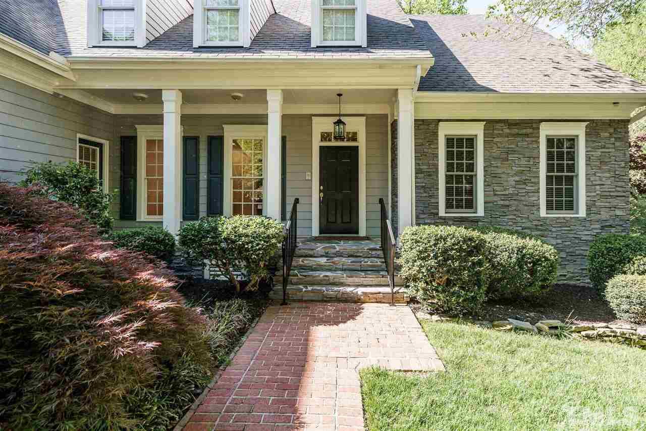 4517 Touchstone Forest Road Raleigh, NC 27612 - Photo 3 of 30