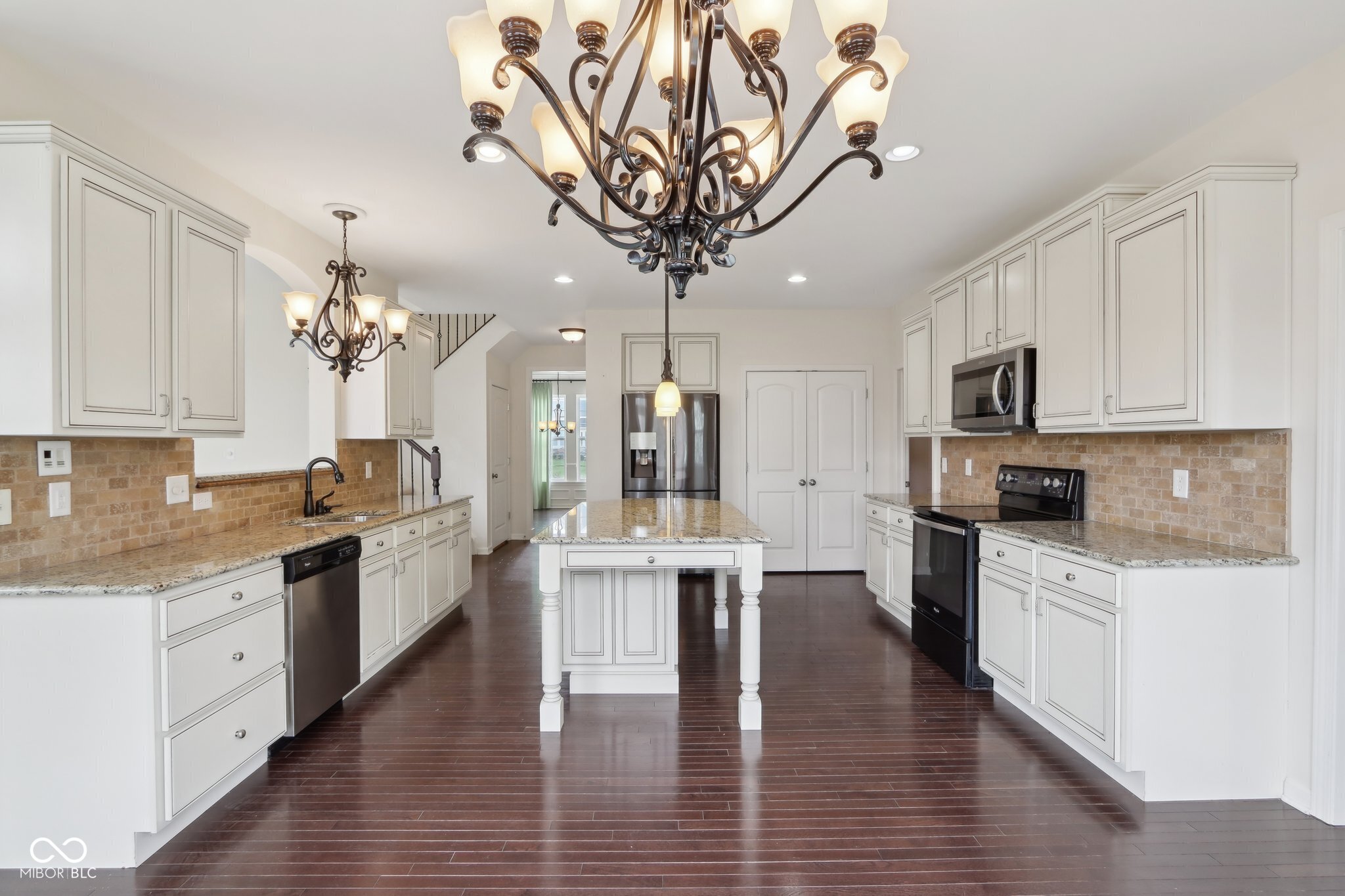 3892 Pelham Road Carmel, IN 46074 - Photo 14 of 62 Gallery Image 14
