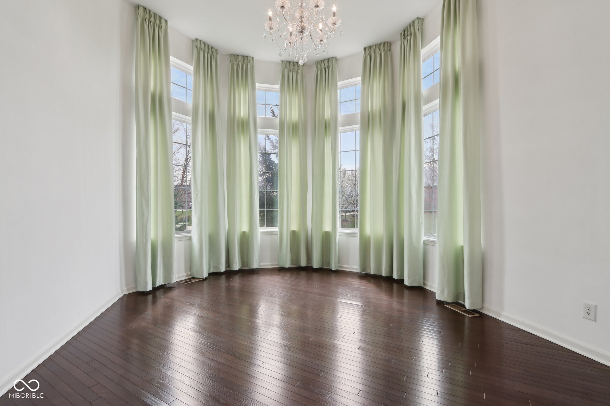 3892 Pelham Road Carmel, IN 46074 - Photo 15 of 62 Gallery Image 15