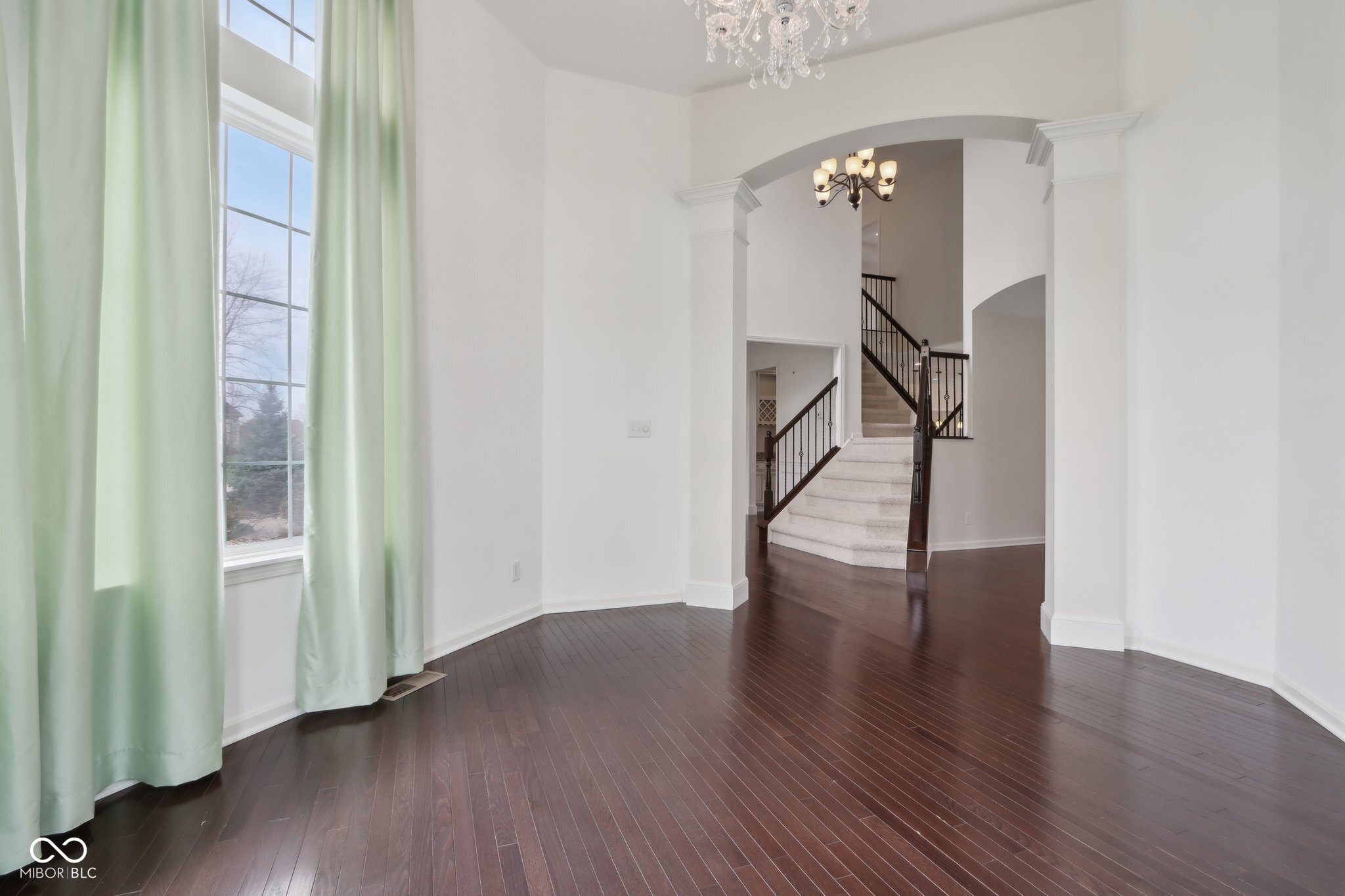 3892 Pelham Road Carmel, IN 46074 - Photo 16 of 62 Gallery Image 16