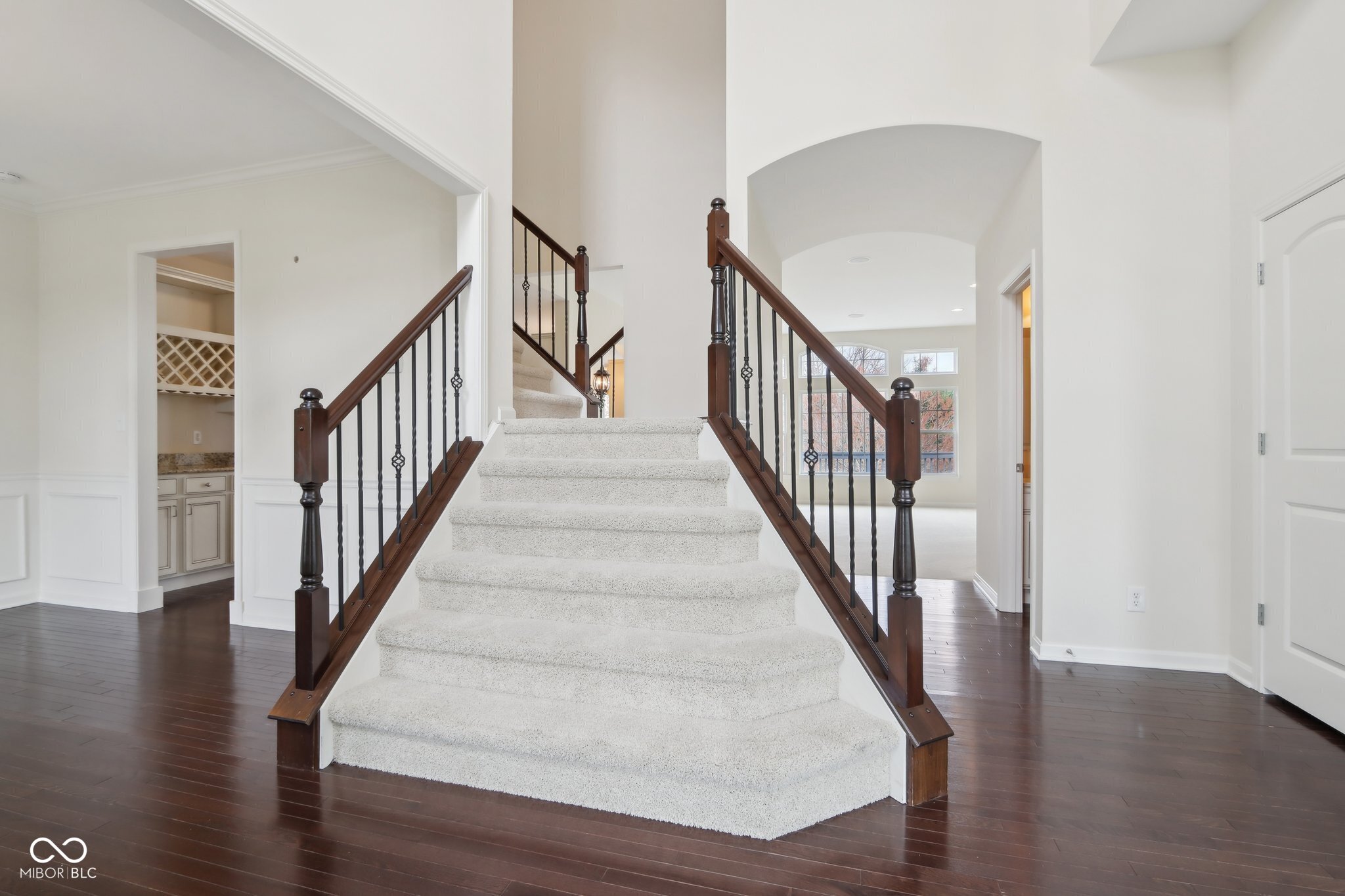 3892 Pelham Road Carmel, IN 46074 - Photo 6 of 62 Gallery Image 6