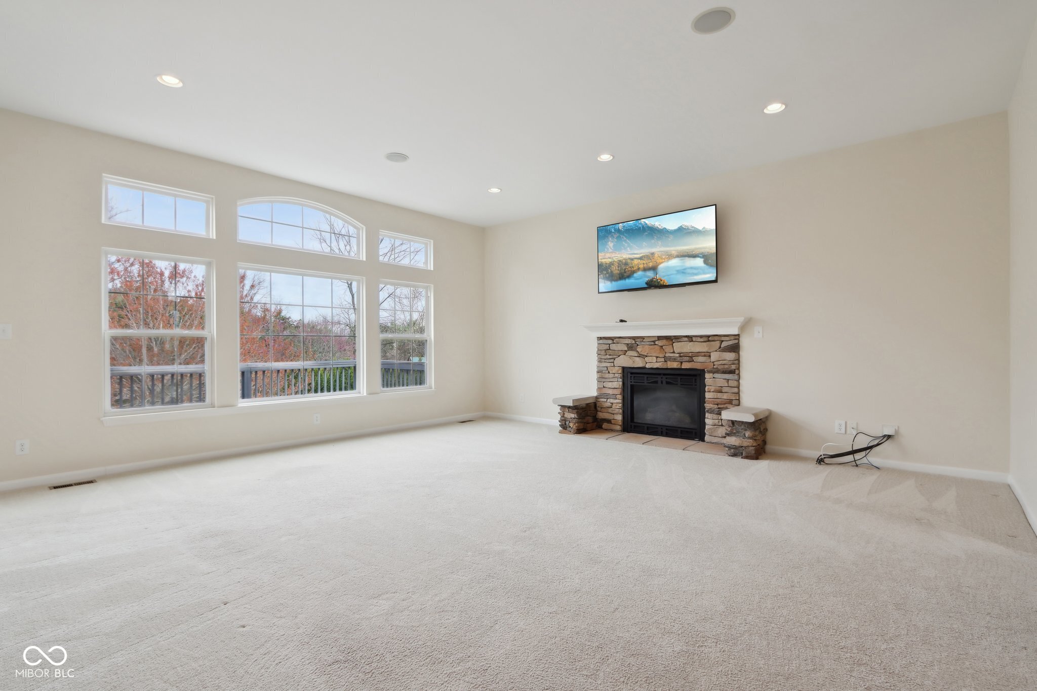 3892 Pelham Road Carmel, IN 46074 - Photo 9 of 62 Gallery Image 9