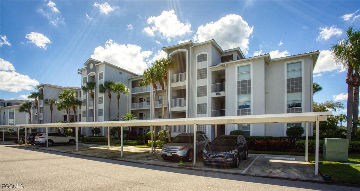 10461 Washingtonia Palm Way, Unit 3435 Fort Myers, FL 33966 - Photo 18 of 36 a view of a building with street view