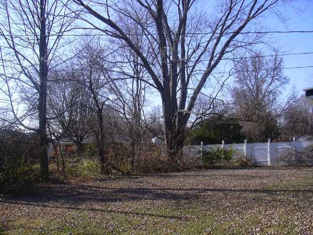 125 Willow Road Greenfield, IN 46140 - Photo 3 of 7 Gallery Image 3