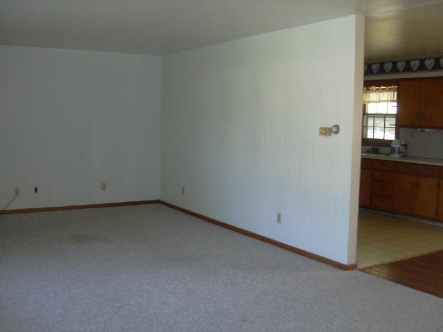 125 Willow Road Greenfield, IN 46140 - Photo 4 of 7 Gallery Image 4
