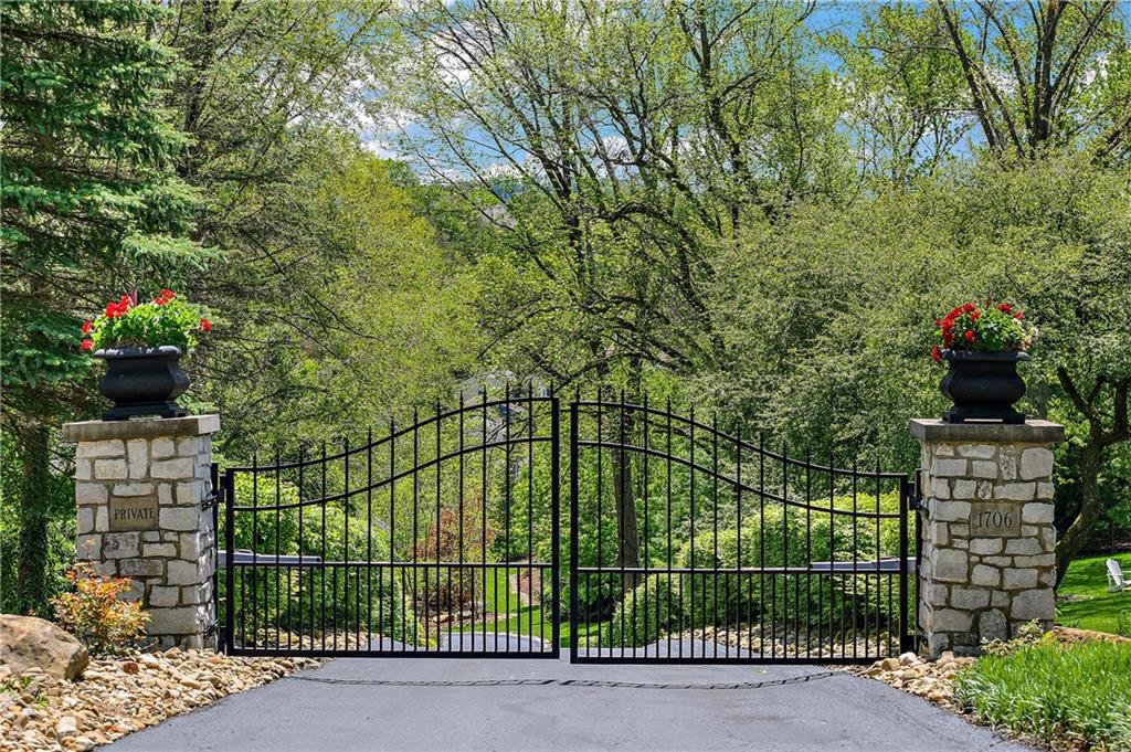 1706 Hastings Mill Road Pittsburgh, PA 15241 - Photo 3 of 25 a view of a garden
