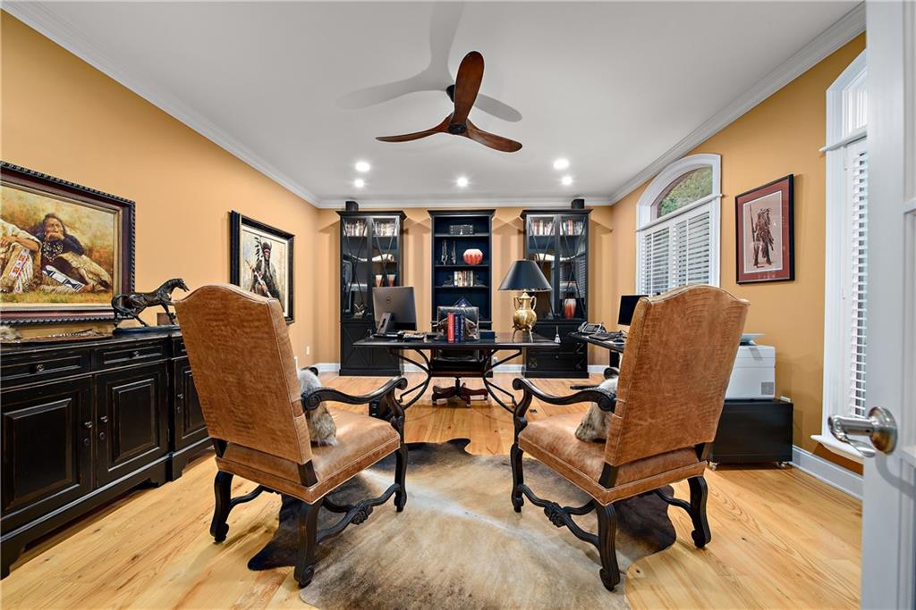 1706 Hastings Mill Road Pittsburgh, PA 15241 - Photo 5 of 25 a view of a livingroom with furniture and lounge chair