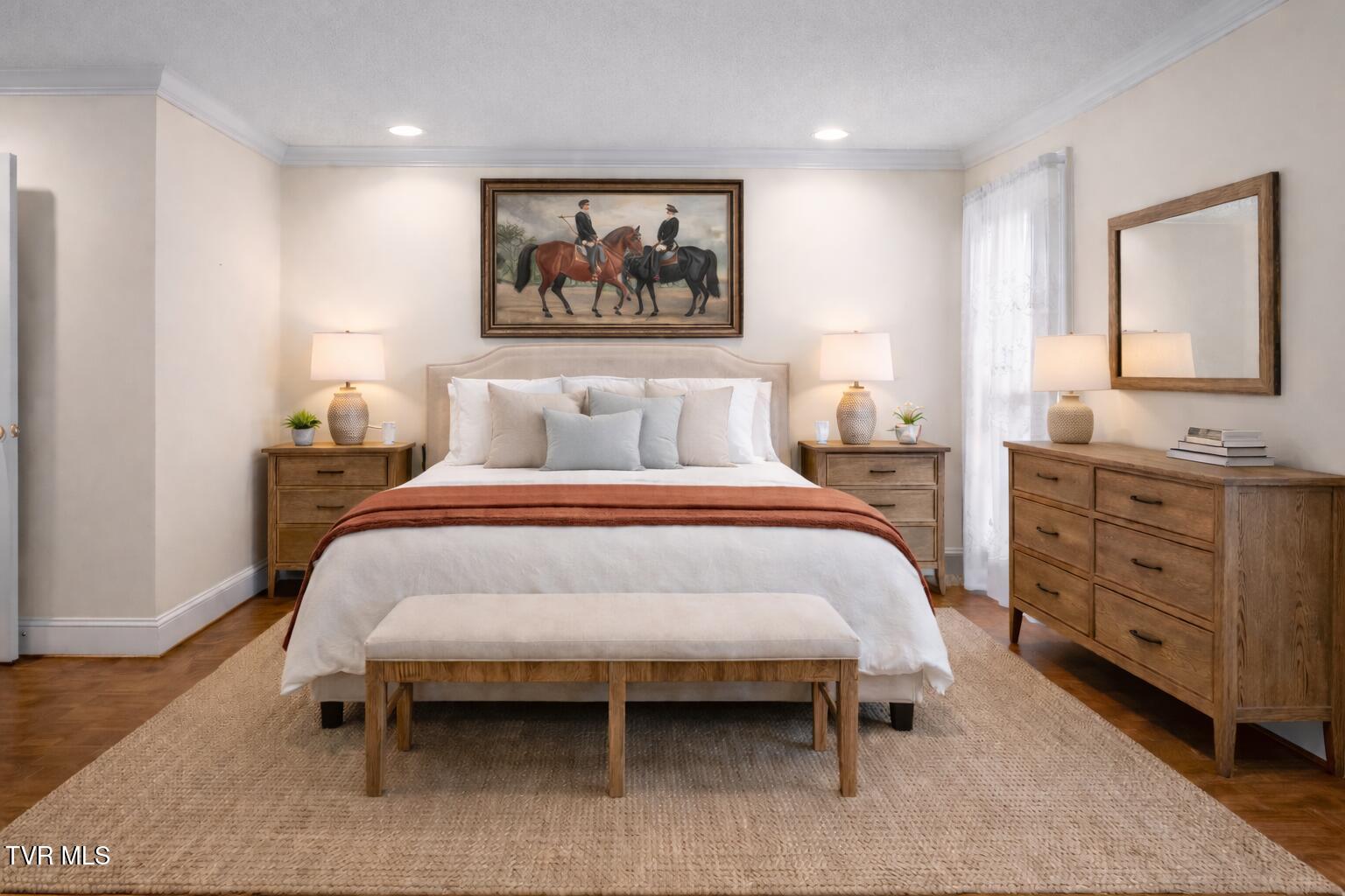 121 Queensgate Bristol, TN 37620 - Photo 20 of 46 Elegant equestrian-themed bedroom retrea
