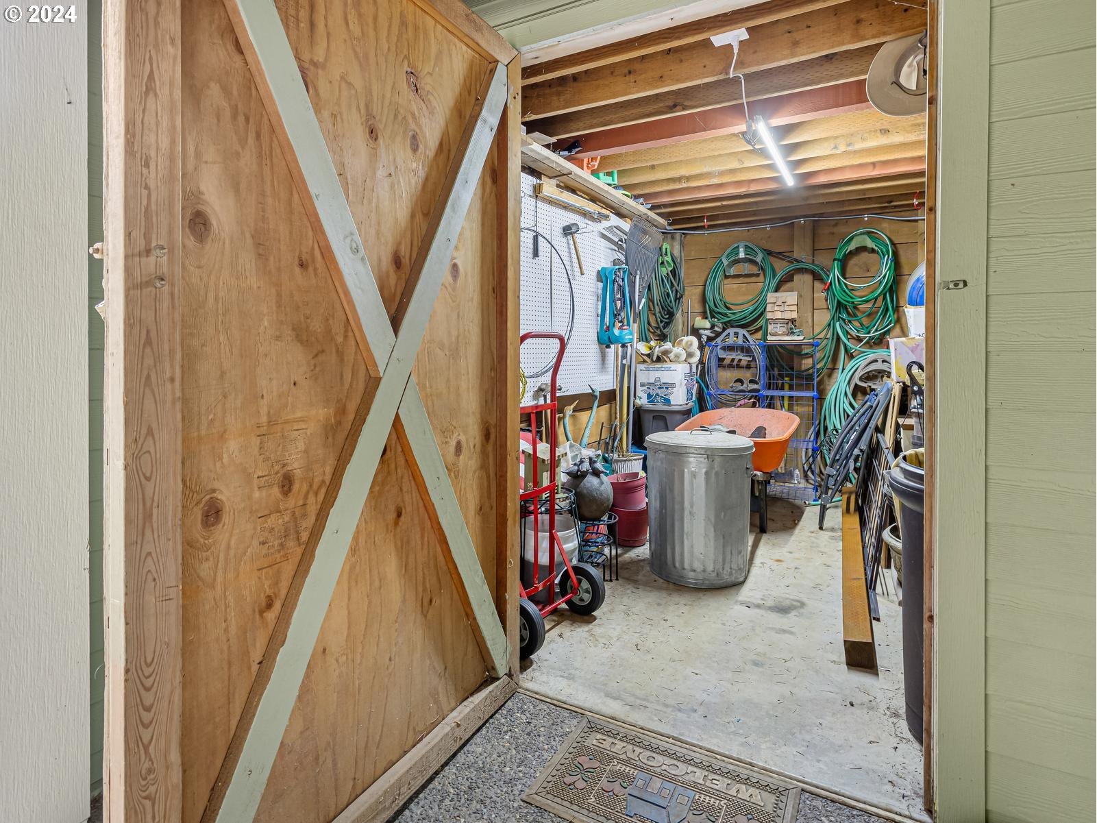 18550 Southeast Jacoby Road Sandy, OR 97055 - Photo 44 of 47 a view of a storage & utility room