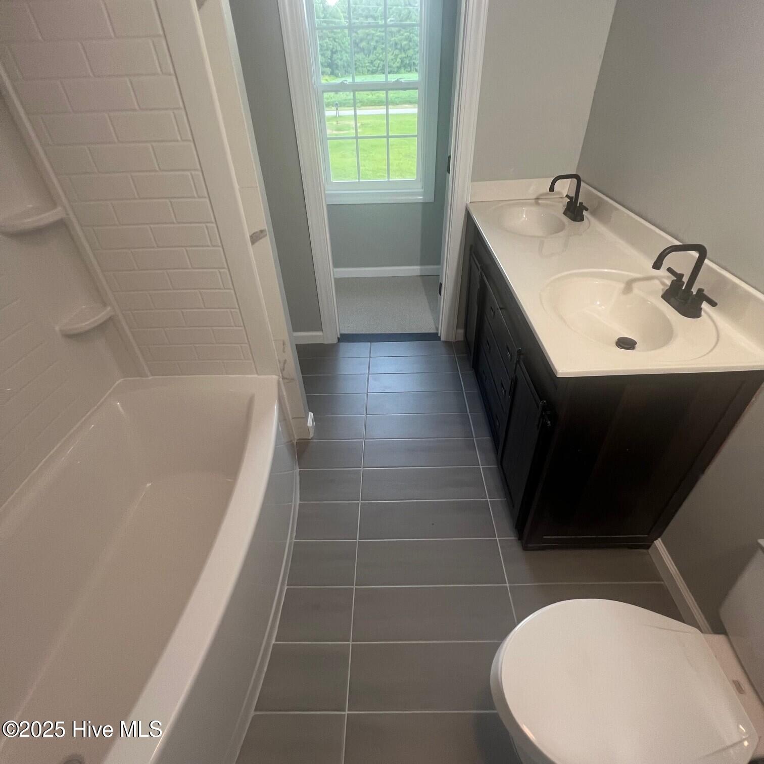 3651 Gallberry Road Washington, NC 27889 - Photo 10 of 13 Master Bathroom - 7-17-24 - 3651 Galberr