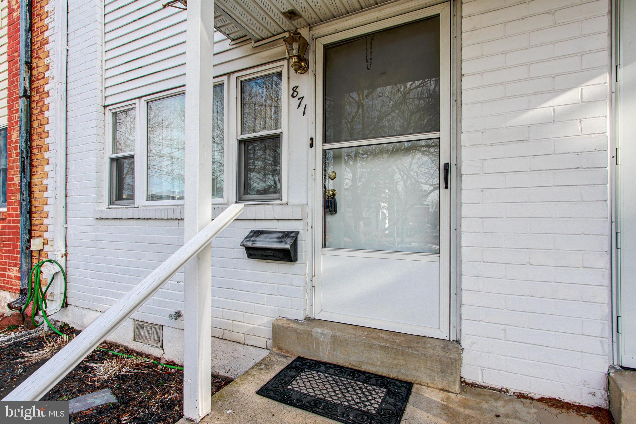 871 Andover Road Lansdale, PA 19446 - Photo 3 of 35 Front Door