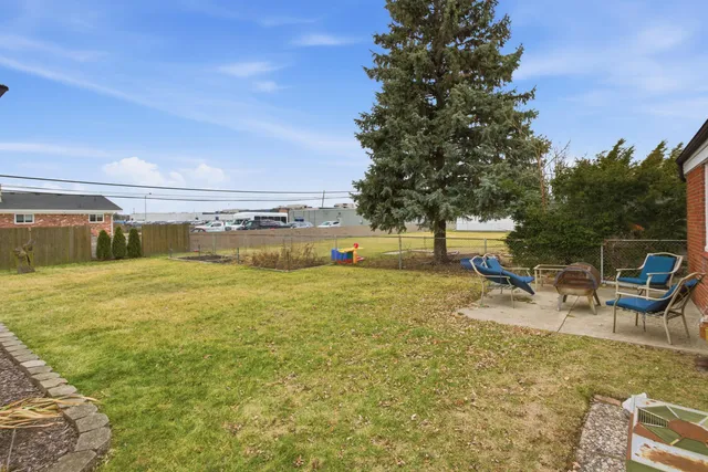 $189,900 | 7324 McKinley, Center Line, MI 48015