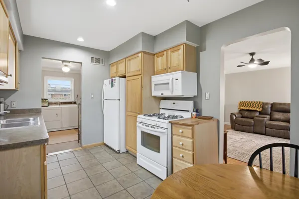 $179,900 | 7324 McKinley, Center Line, MI 48015