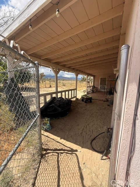 397 Joshua Hills Road Pinon Hills, CA 92372 - Photo 16 of 20