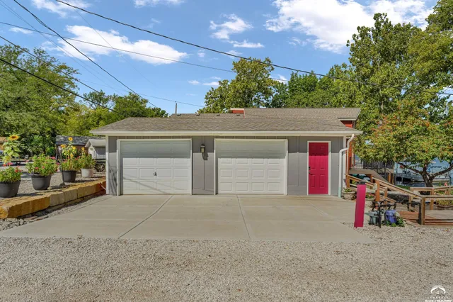 $618,000 | 15339 Lake Road 2, Gardner, KS 66030