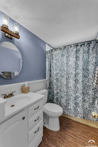 $618,000 | 15339 Lake Road 2, Gardner, KS 66030