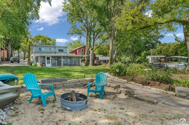 $618,000 | 15339 Lake Road 2, Gardner, KS 66030