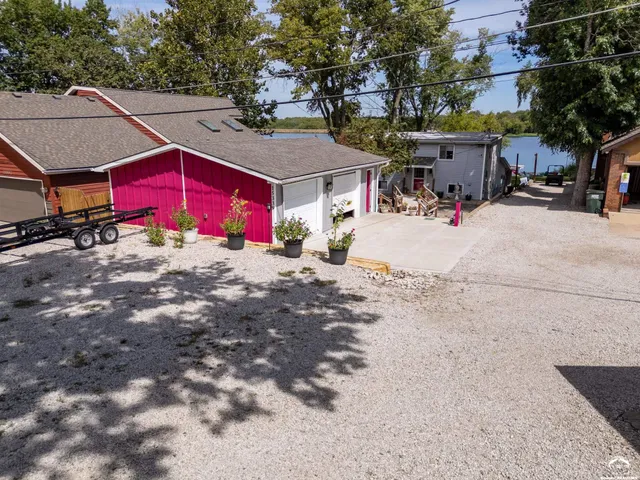 $618,000 | 15339 Lake Road 2, Gardner, KS 66030