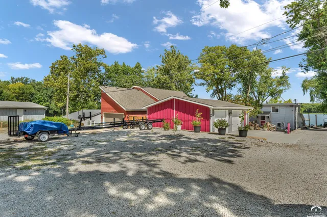 $618,000 | 15339 Lake Road 2, Gardner, KS 66030