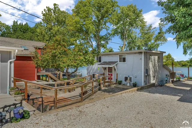 $618,000 | 15339 Lake Road 2, Gardner, KS 66030