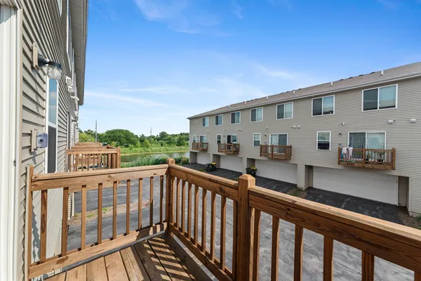 $2,500 | 2305 Upland Road, Pingree Grove, IL 60140
