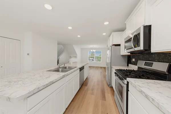 $2,500 | 2305 Upland Road, Pingree Grove, IL 60140