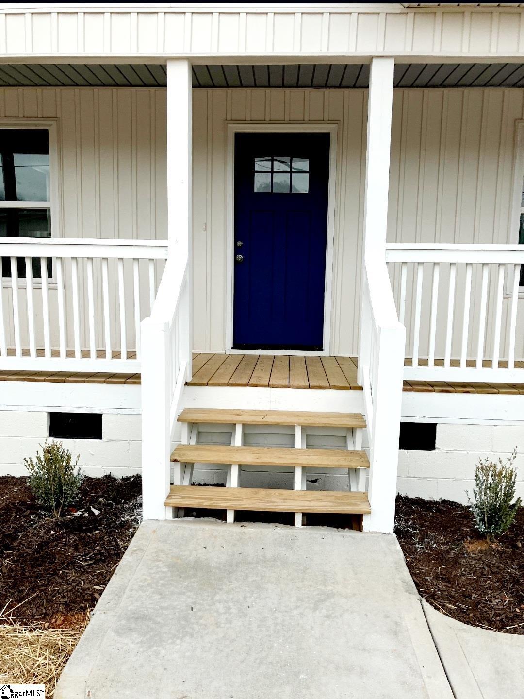 200 Broadus Street Greer, SC 29651 - Photo 4 of 27