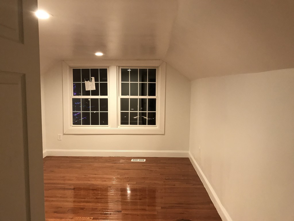 48 Thorndyke Street Springfield, MA 01118 - Photo 15 of 19 Gallery Image 15