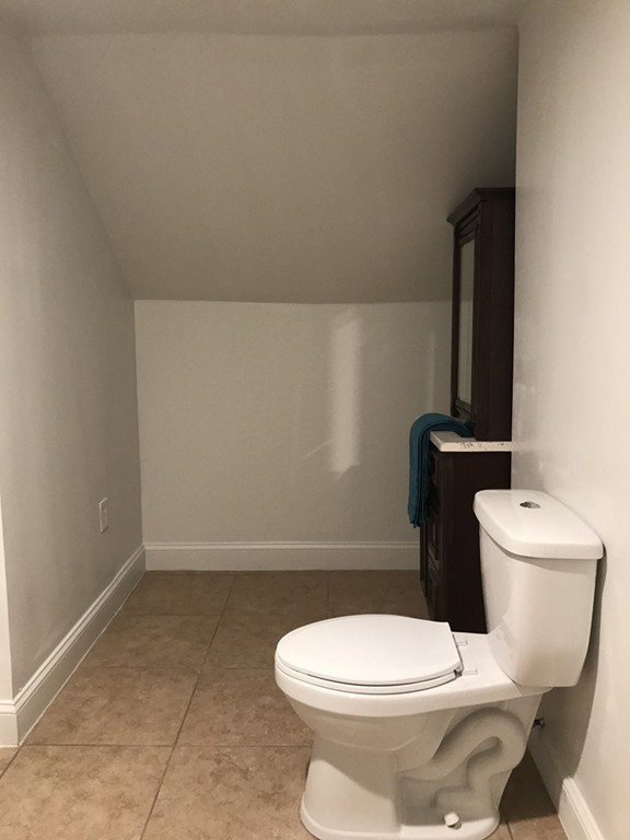 48 Thorndyke Street Springfield, MA 01118 - Photo 17 of 19 Gallery Image 17