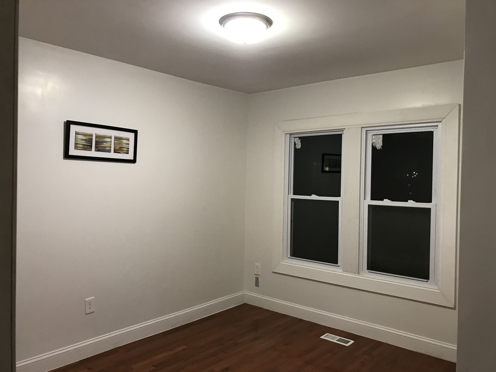 48 Thorndyke Street Springfield, MA 01118 - Photo 18 of 19 Gallery Image 18