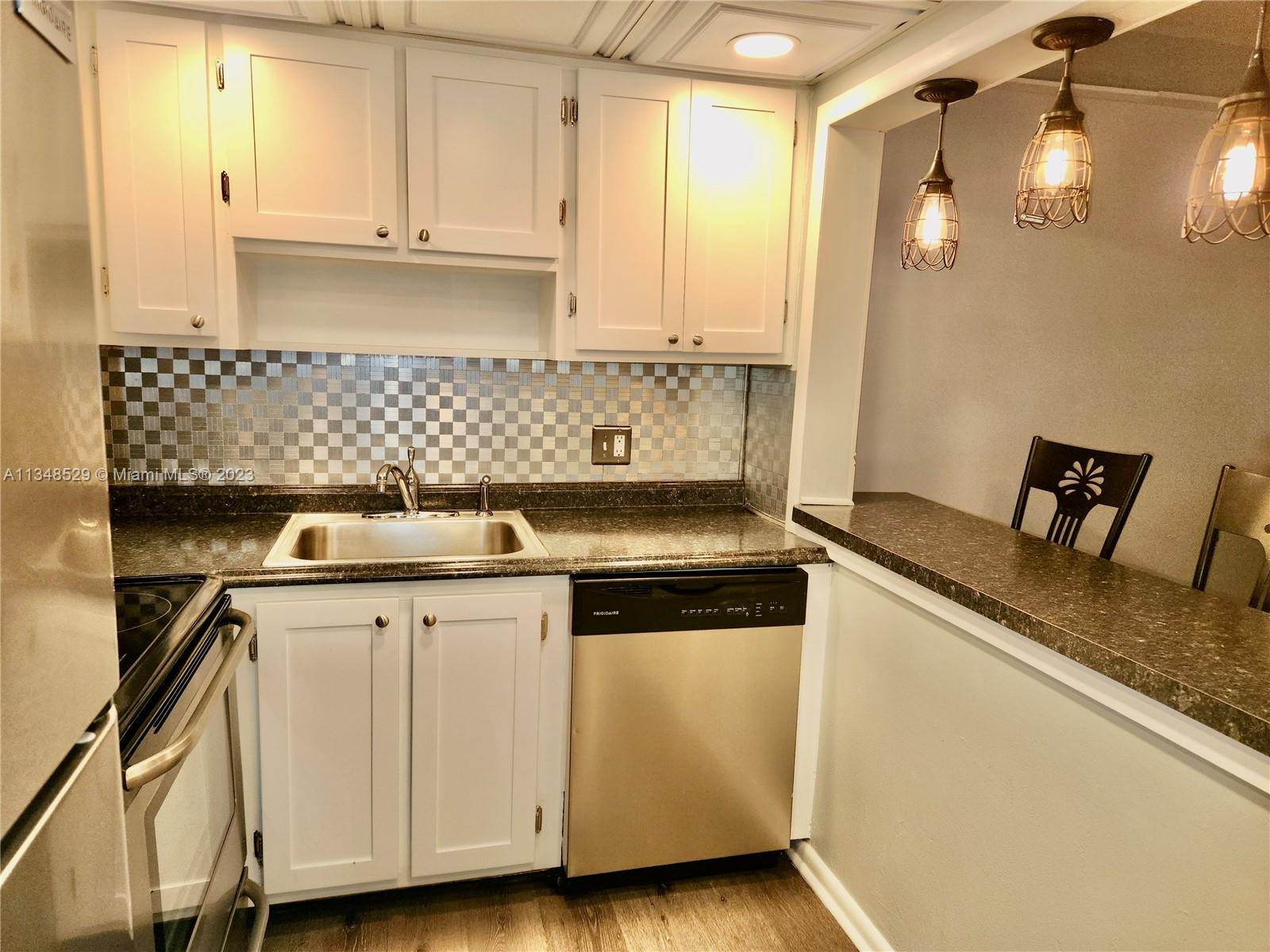 101 East McNab Road, Unit 421 Pompano Beach, FL 33060 - Photo 3 of 16 Gallery Image 3