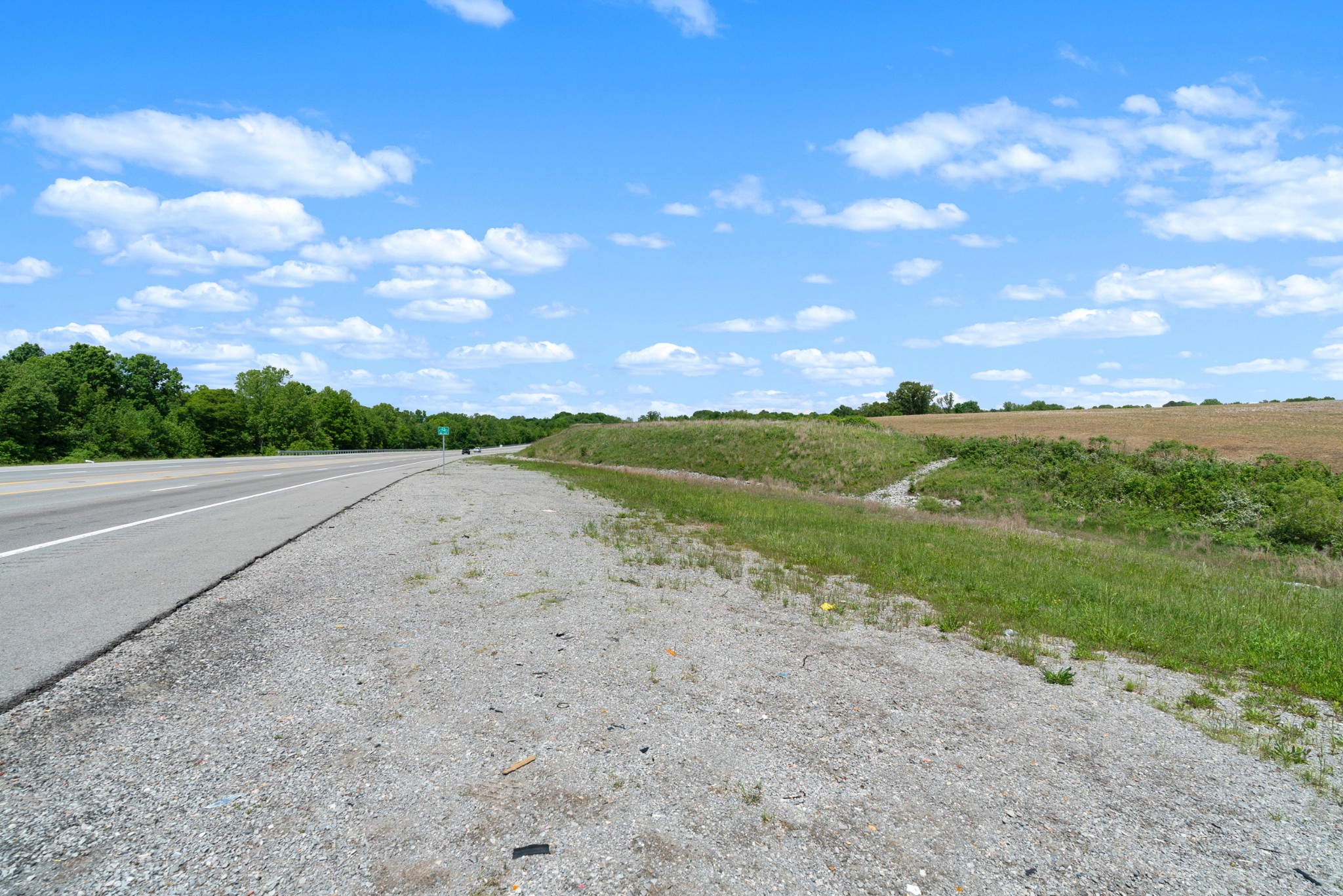 1 Tom Austin Highway Springfield, TN 37172 - Photo 15 of 15 a view of a road with an ocean view