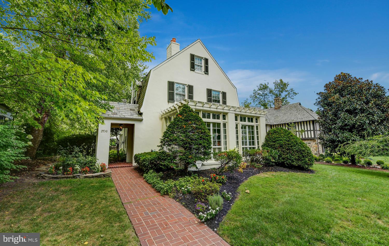 206 St Dunstans Road Baltimore, MD 21212 - Photo 1 of 51