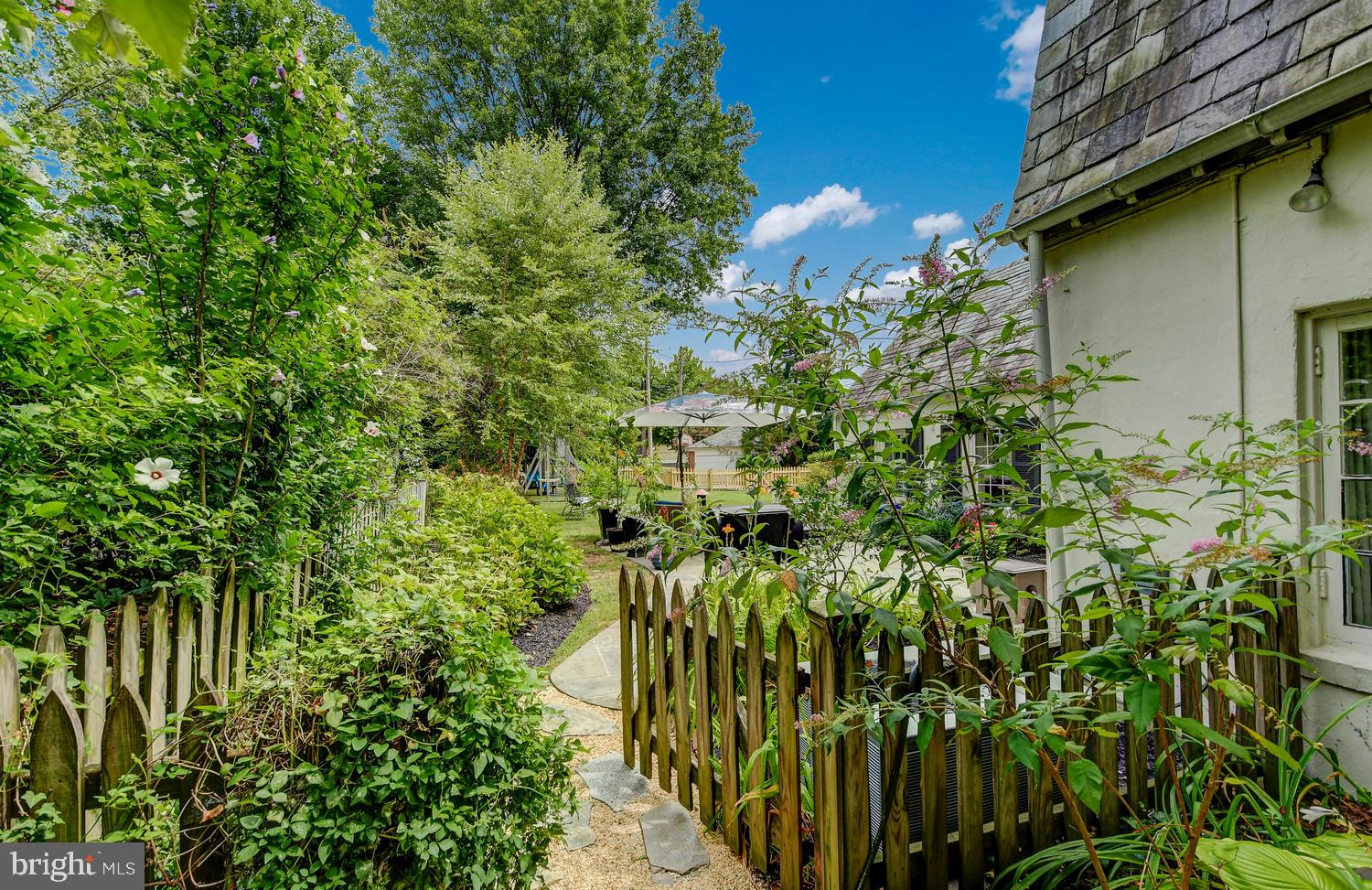 206 St Dunstans Road Baltimore, MD 21212 - Photo 38 of 51