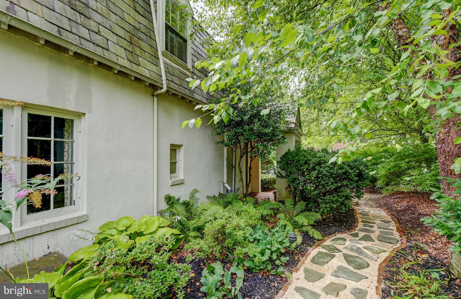 206 St Dunstans Road Baltimore, MD 21212 - Photo 39 of 51