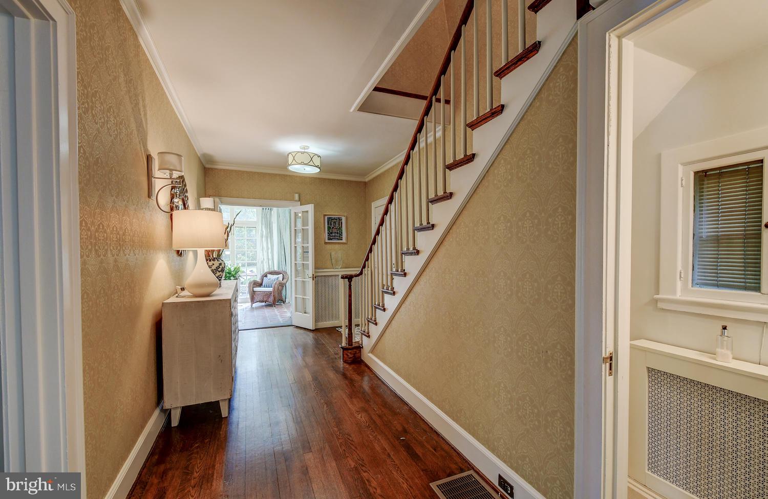 206 St Dunstans Road Baltimore, MD 21212 - Photo 8 of 51