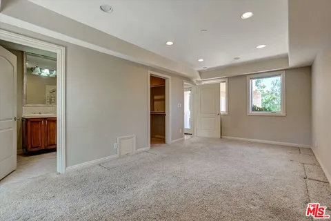 $2,998,000 | 1248 East Tujunga Avenue, Burbank, CA 91501