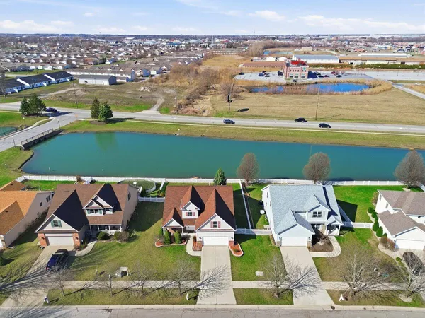 $450,000 | 1804 Edith Way, Crown Point, IN 46307